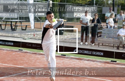 Capelle aan de IJssel 7 september 2022
Presentatie kleinglijn voor Padel van Robin van Persie en zijn vrouw Bouchra v Persie. Boef