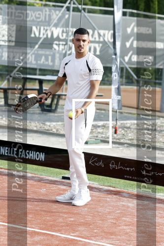 Capelle aan de IJssel 7 september 2022
Presentatie kleinglijn voor Padel van Robin van Persie en zijn vrouw Bouchra v Persie. Boef