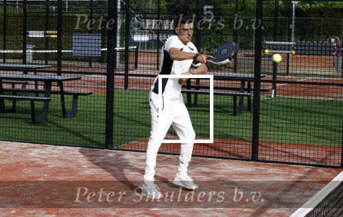 Capelle aan de IJssel 7 september 2022
Presentatie kleinglijn voor Padel van Robin van Persie en zijn vrouw Bouchra v Persie. Boef