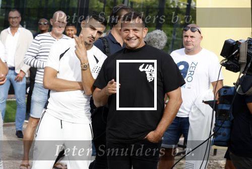 Capelle aan de IJssel 7 september 2022
Presentatie kleinglijn voor Padel van Robin van Persie en zijn vrouw Bouchra v Persie. Boef en Najib Amhali