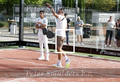 Capelle aan de IJssel 7 september 2022
Presentatie kleinglijn voor Padel van Robin van Persie en zijn vrouw Bouchra v Persie. Boef met Robin v en hun tegenstanders
