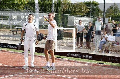Capelle aan de IJssel 7 september 2022
Presentatie kleinglijn voor Padel van Robin van Persie en zijn vrouw Bouchra v Persie. Boef met Robin v en hun tegenstanders