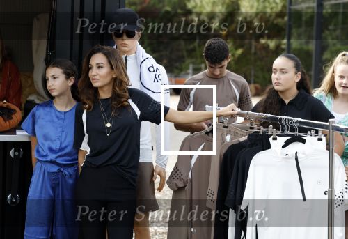 Capelle aan de IJssel 7 september 2022
Presentatie kleinglijn voor Padel van Robin van Persie en zijn vrouw Bouchra v Persie. Bouchra v Persie met zoon Shaqueel en Dina Layla