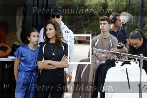 Capelle aan de IJssel 7 september 2022
Presentatie kleinglijn voor Padel van Robin van Persie en zijn vrouw Bouchra v Persie. Bouchra v Persie met zoon Shaqueel en Dina Layla