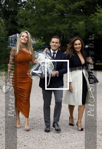 Amsterdam 15 september 2022
Kimberley Klaver en Michel v d Bergh trouwen bij het rijk van de keizer . Ze trouwen in de openlucht. daniel v Zweden met zijn vrouw Stevie en...