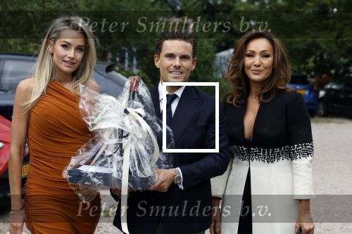 Amsterdam 15 september 2022
Kimberley Klaver en Michel v d Bergh trouwen bij het rijk van de keizer . Ze trouwen in de openlucht. daniel v Zweden met zijn vrouw Stevie en...