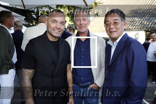 Aouderkerk aan de Amstel 31 augustus 2022
Herendiner Life after Football LAF bij paardenburg. Ook het blad met Ronald Koeman op de cover wordt gepresenteerd. Demy de Zeeuw Rob Jansen en Won Yip