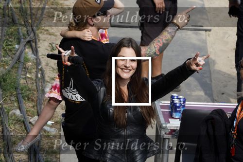 Zandvoort 4 september 2022
Floor Jansen zingt het nederlandse volkslied voorafgaand aan den Nederlands F1 Grand Prix . Ook haar man Hannes v Dahl en hun dochtertje waren erbij.