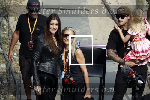 Zandvoort 4 september 2022
Floor Jansen zingt het nederlandse volkslied voorafgaand aan den Nederlands F1 Grand Prix . Ook haar man Hannes v Dahl en hun dochtertje waren erbij.