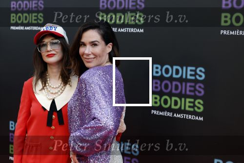Amsterdam 24 augustus 2022
Oremiere Bodies Bodies Bosies van Halina Reijn in Tuschinski . `Halina en haar hartsvriendin Carice v Houten