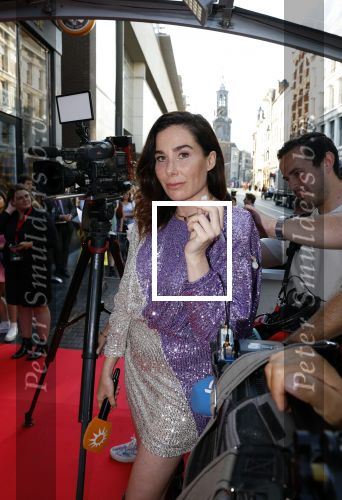 Amsterdam 24 augustus 2022
Oremiere Bodies Bodies Bosies van Halina Reijn in Tuschinski . `Halina en haar hartsvriendin Carice v Houten