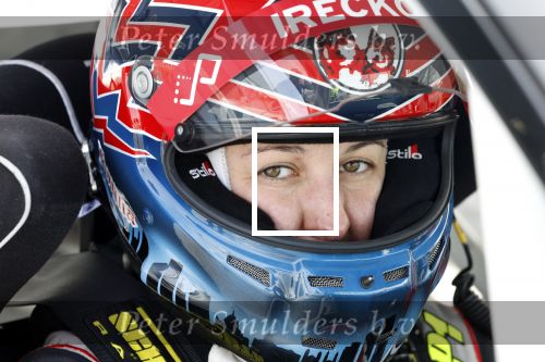 Zandvoort 28 maart2022
Tom Coronel geeft les aan Hanna Schiller en haar partner Jan jaap v Roon