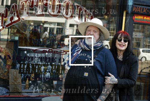 Amsterdam 21 maart 2022
Henk en Louise Schiffmacher zijn vandaag 17 jaar getrouwd.