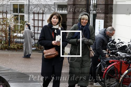 Amsterdam 31 maart 2022
Isa Hoes en Medina Schuurman op straat in Amsterdam