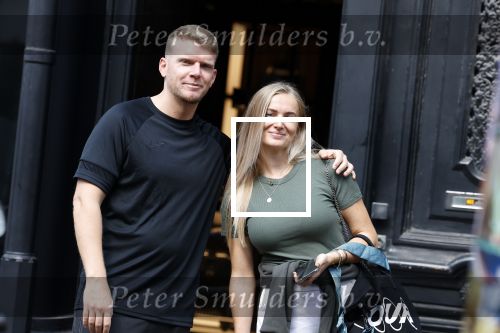 Amsterdam 24 augustus 2022
Jacob Ferilli met zijn zus op de pc hooftstraat