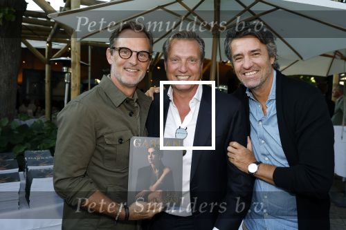 Aouderkerk aan de Amstel 31 augustus 2022
Herendiner Life after Football LAF bij paardenburg. Ook het blad met Ronald Koeman op de cover wordt gepresenteerd. John v Lottum Ronald de Boer en david Bijlsma
