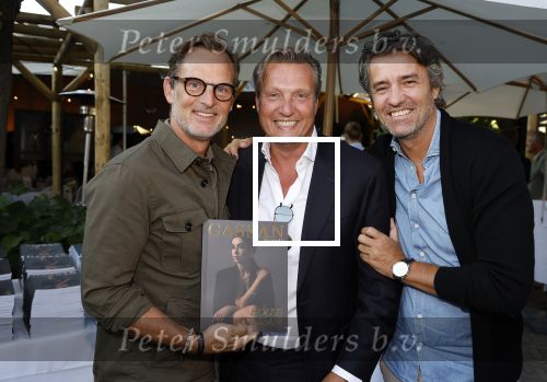 Aouderkerk aan de Amstel 31 augustus 2022
Herendiner Life after Football LAF bij paardenburg. Ook het blad met Ronald Koeman op de cover wordt gepresenteerd. John v Lottum Ronald de Boer en david Bijlsma