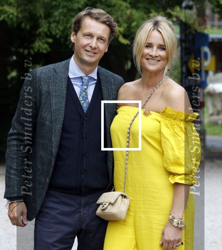 Amsterdam 15 september 2022
Kimberley Klaver en Michel v d Bergh trouwen bij het rijk van de keizer . Ze trouwen in de openlucht. Lieke v Lexmond met haar man Bas v Veggel