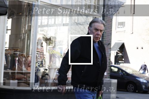 Amsterdam 19 maart 2022
Maarten Spanjer doet boodschappen op de cornelis schuytstraat