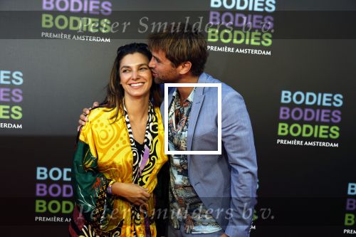 Amsterdam 24 augustus 2022
Premiere Bodies Bodies Bosies van Halina Reijn in Tuschinski . Manuel Broekman  met vriendin