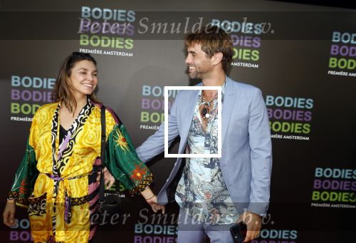 Amsterdam 24 augustus 2022
Premiere Bodies Bodies Bosies van Halina Reijn in Tuschinski . Manuel Broekman  met vriendin
