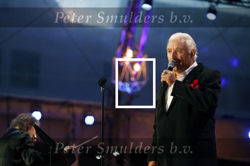 Venlo 8 september 2022
Marco Bakker geeft concert in de openlucht van Venlo . Ook reikt Thijs v Leer hem zijn nieuwe cd uit.