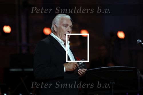 Venlo 8 september 2022
Marco Bakker geeft concert in de openlucht van Venlo . Ook reikt Thijs v Leer hem zijn nieuwe cd uit.