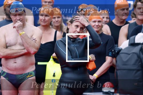 Amsterdam 28 augustus 2022
ALS Cityswim door de grachten van Amsterdam . Mari Carmen Oudendijk zwemt voor en met haar broer Carlos die aan ALS lijdt.