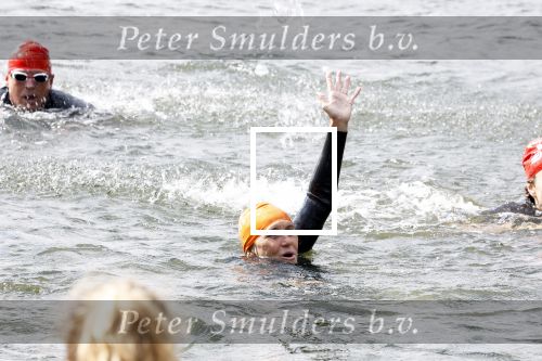 Amsterdam 28 augustus 2022
ALS Cityswim door de grachten van Amsterdam . Mari Carmen Oudendijk zwemt voor en met haar broer Carlos die aan ALS lijdt.