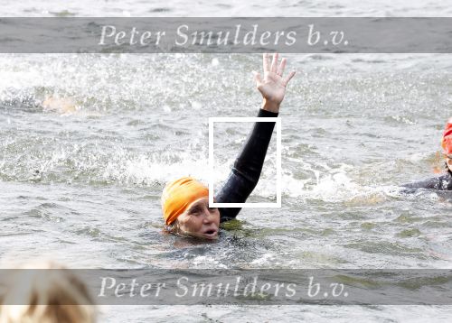 Amsterdam 28 augustus 2022
ALS Cityswim door de grachten van Amsterdam . Mari Carmen Oudendijk zwemt voor en met haar broer Carlos die aan ALS lijdt.