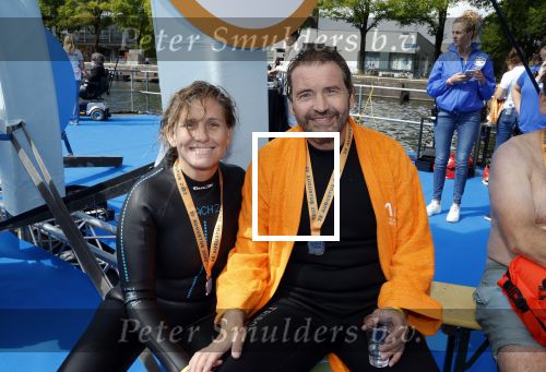 Amsterdam 28 augustus 2022
ALS Cityswim door de grachten van Amsterdam . Mari Carmen Oudendijk zwemt voor en met haar broer Carlos die aan ALS lijdt.