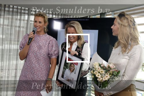 Amsterdam 14 september 2022
Uitreiking Fabulous mama awards bij George Marina .
Anouk Smulders en Marielle Smit
