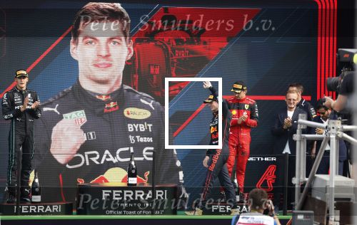 Zandvoort 4 september 2022
Nederlandse F1 Grand Prix op circuit Zandvoort.
Het podium met Max Verstappen 1e George Rusell 2e en Charles Leclerc 3e. Prins Bernhard reikt de prijzen uit.