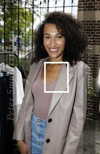 Amsterdam 15 september 2022
Presentatie nieuwe kledinglijn van Leontien v Moorsel en haar dochter Indy Zijlaard. Zoey Ivory Denise Speelman Ona Moody en Janike Altena. Ona is dit jaar miss Nederland geworden