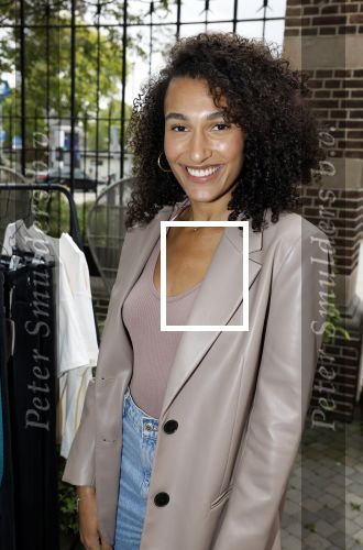 Amsterdam 15 september 2022
Presentatie nieuwe kledinglijn van Leontien v Moorsel en haar dochter Indy Zijlaard. Zoey Ivory Denise Speelman Ona Moody en Janike Altena. Ona is dit jaar miss Nederland geworden