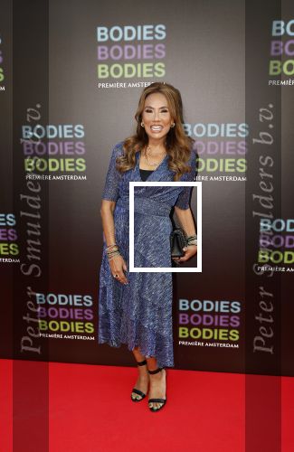 Amsterdam 24 augustus 2022
Oremiere Bodies Bodies Bosies van Halina Reijn in Tuschinski . Patty Brard kwam met haar dochter Priscilla Nasi