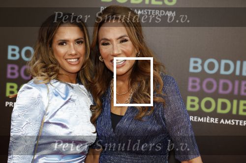 Amsterdam 24 augustus 2022
Oremiere Bodies Bodies Bosies van Halina Reijn in Tuschinski . Patty Brard kwam met haar dochter Priscilla Nasi
