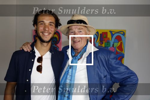 Velserbroek 11 september 2022
Opening Expositie Peter Faber. Peter met zijn jongste zoon Sam