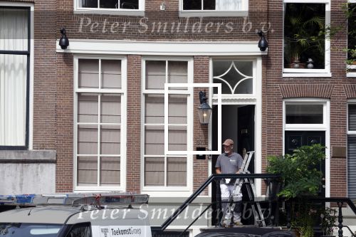 Amsterdam 1 augustus 2022
Het nieuwe huis van prinses Amalia wordt helemaal verbouwd . Er zijn nu ook veiligheids camera\'s opgehangen . Grachtenpand.