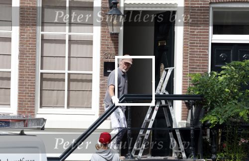 Amsterdam 1 augustus 2022
Het nieuwe huis van prinses Amalia wordt helemaal verbouwd . Er zijn nu ook veiligheids camera\'s opgehangen . Grachtenpand.