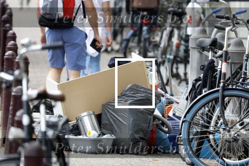 Amsterdam 1 augustus 2022
Het nieuwe huis van prinses Amalia wordt helemaal verbouwd . Er zijn nu ook veiligheids camera\'s opgehangen . Grachtenpand.