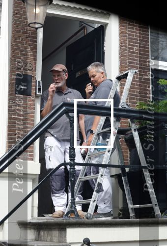 Amsterdam 1 augustus 2022
Het nieuwe huis van prinses Amalia wordt helemaal verbouwd . Er zijn nu ook veiligheids camera\'s opgehangen . Grachtenpand.