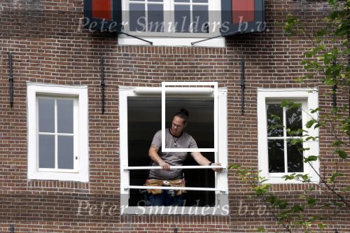 Amsterdam 1 augustus 2022
Het nieuwe huis van prinses Amalia wordt helemaal verbouwd . Er zijn nu ook veiligheids camera\'s opgehangen . Grachtenpand.