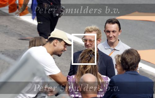 Zandvoort 4 september 2022
Afrojack ( Nick v d Wall) draait op de nederlandse F1 Grand Prix op circuit Zandvoort.
Afrojack met Prins Bernhard jr Prinses Annette en Prinses Margriet