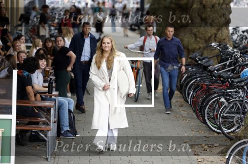 Amsterdam 5 september 2022
Prinses Amalia arriveert bij de UVA op haar eerste schooldag . Er was heel veel pers aanwezig.