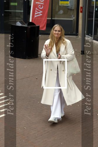 Amsterdam 5 september 2022
Prinses Amalia arriveert bij de UVA op haar eerste schooldag . Er was heel veel pers aanwezig.
