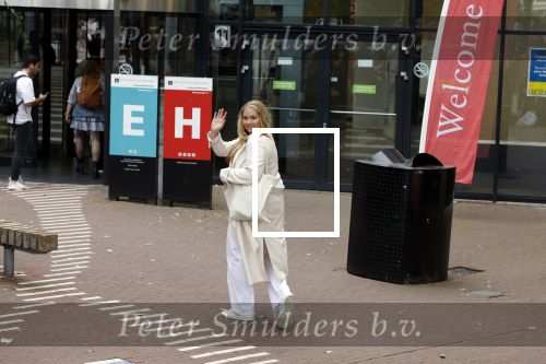 Amsterdam 5 september 2022
Prinses Amalia arriveert bij de UVA op haar eerste schooldag . Er was heel veel pers aanwezig.