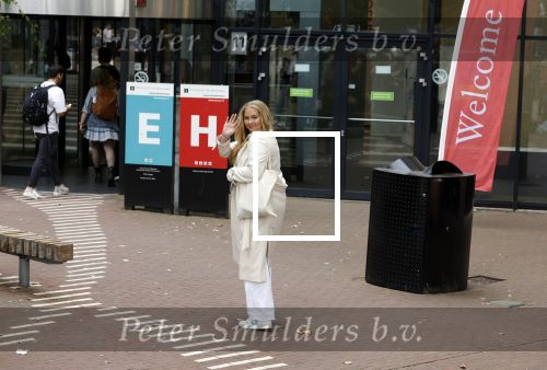 Amsterdam 5 september 2022
Prinses Amalia arriveert bij de UVA op haar eerste schooldag . Er was heel veel pers aanwezig.