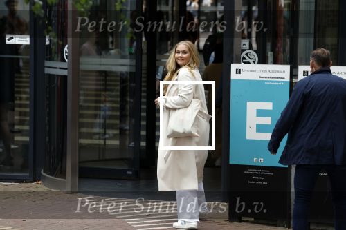 Amsterdam 5 september 2022
Prinses Amalia arriveert bij de UVA op haar eerste schooldag . Er was heel veel pers aanwezig.