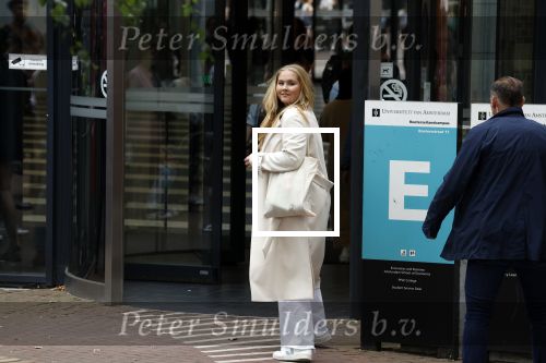 Amsterdam 5 september 2022
Prinses Amalia arriveert bij de UVA op haar eerste schooldag . Er was heel veel pers aanwezig.